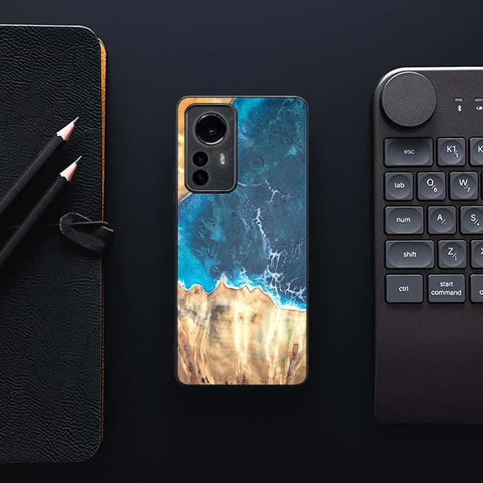 Xiaomi 12 / 12X Handyhülle aus Harz und Holz - Synergy#D116