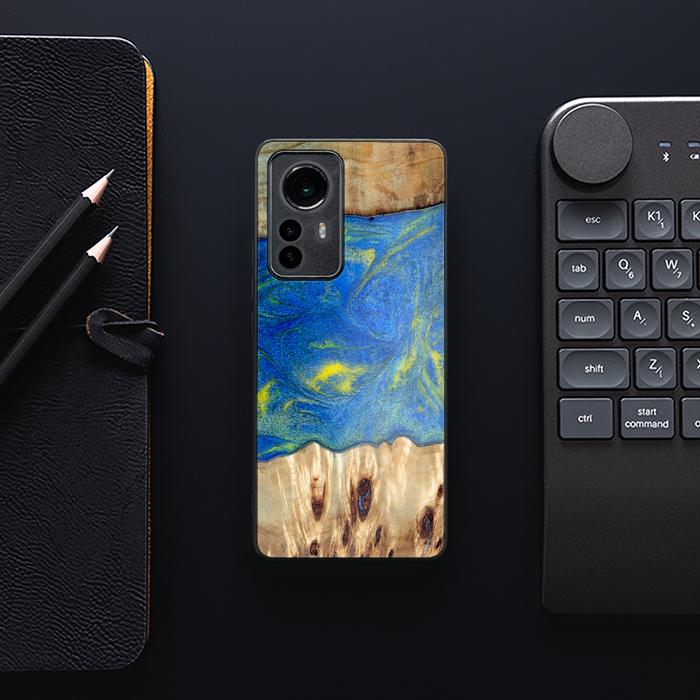 Xiaomi 12 / 12X Handyhülle aus Harz und Holz - Synergy#D128