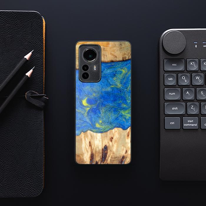 Xiaomi 12 / 12X Handyhülle aus Harz und Holz - Synergy#D131