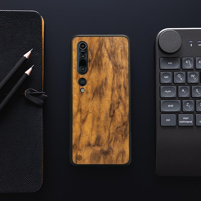 Xiaomi Mi 10 Handyhülle aus Holz - Imbuia