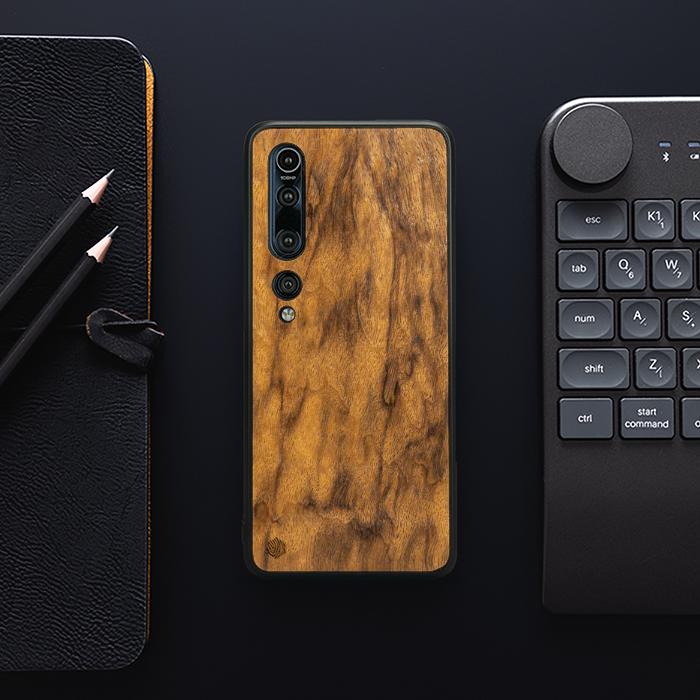 Xiaomi Mi 10 Pro Handyhülle aus Holz - Imbuia