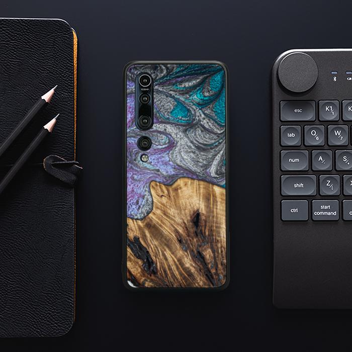 Xiaomi Mi 10 Pro Handyhülle aus Harz und Holz - SYNERGY#C47