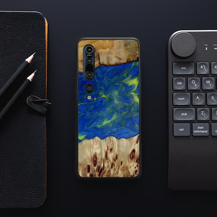 Xiaomi Mi 10 Pro Handyhülle aus Harz und Holz - Synergy#D102