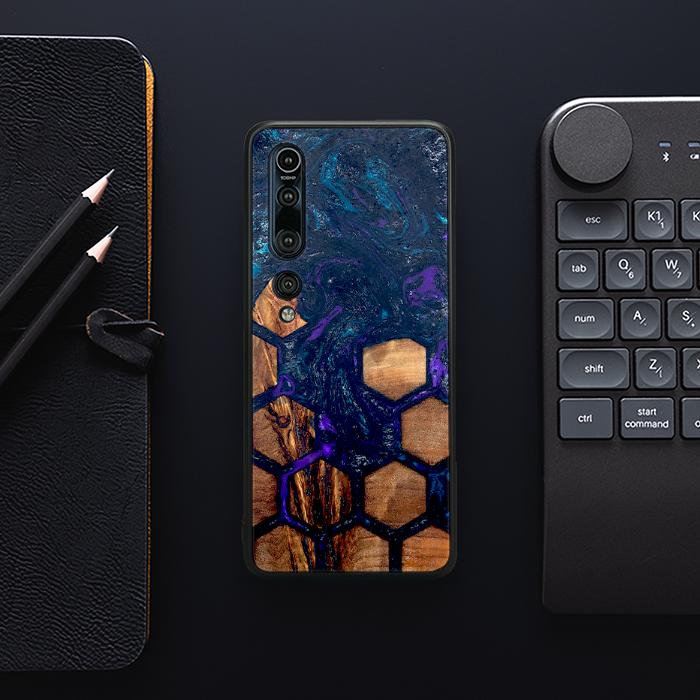 Xiaomi Mi 10 Pro Handyhülle aus Harz und Holz - Synergy#D106