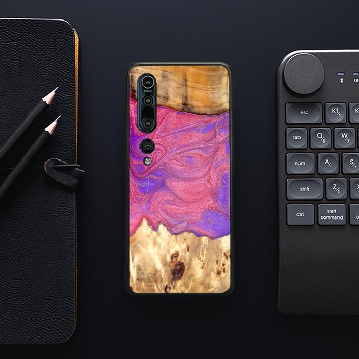 Xiaomi Mi 10 Pro Handyhülle aus Harz und Holz - Synergy#D136