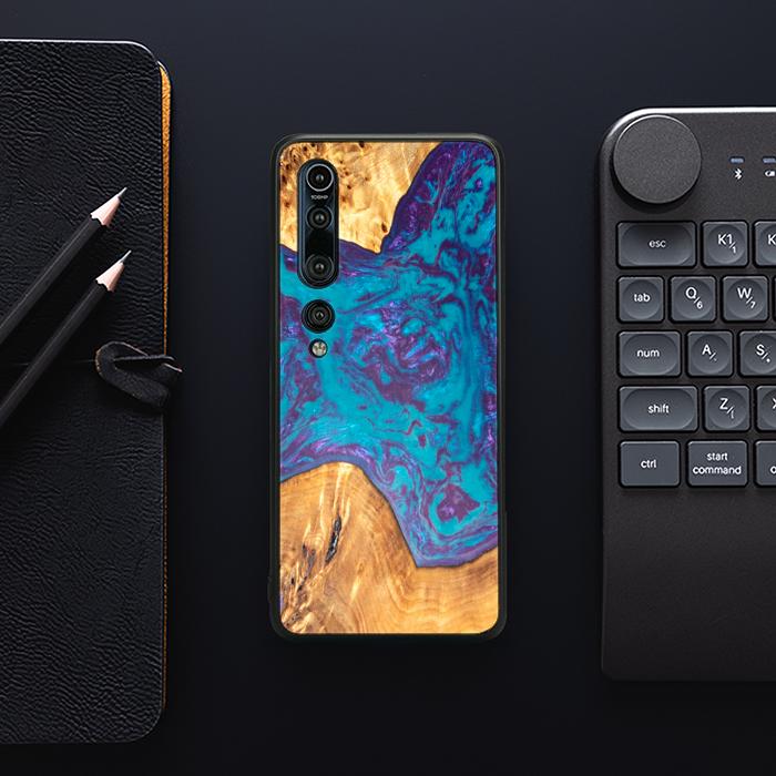 Xiaomi Mi 10 Handyhülle aus Harz und Holz - SYNERGY#B25