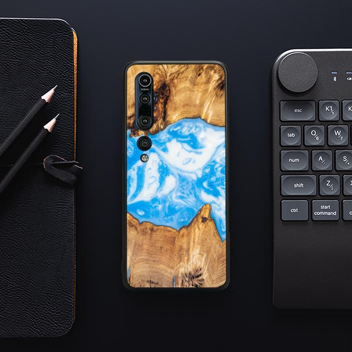 Xiaomi Mi 10 Handyhülle aus Harz und Holz - Synergy#A34