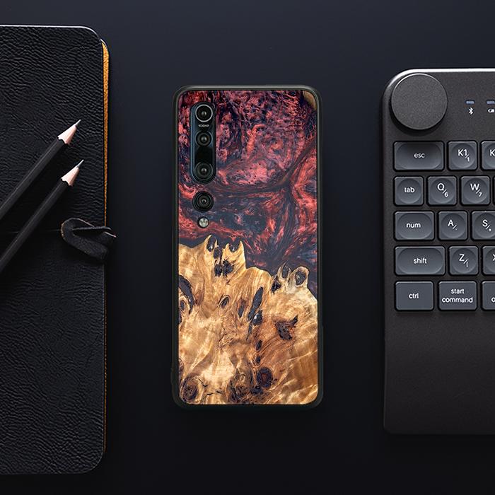 Xiaomi Mi 10 Handyhülle aus Harz und Holz - Synergy#D118
