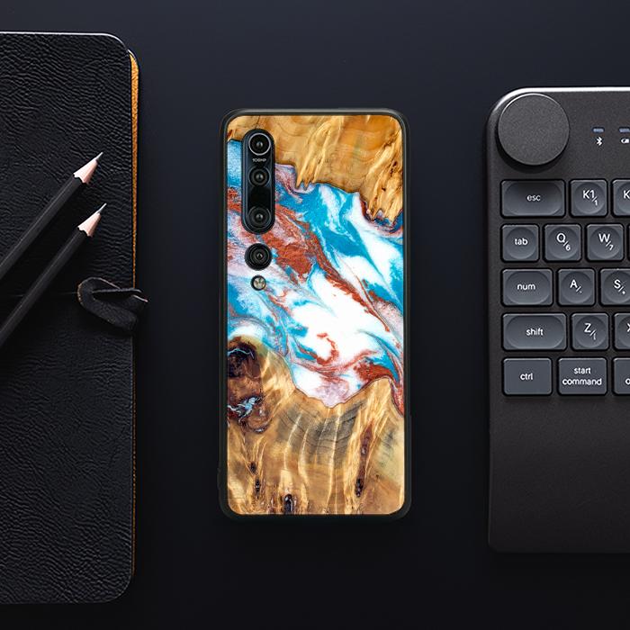 Xiaomi Mi 10 Handyhülle aus Harz und Holz - Synergy#D137