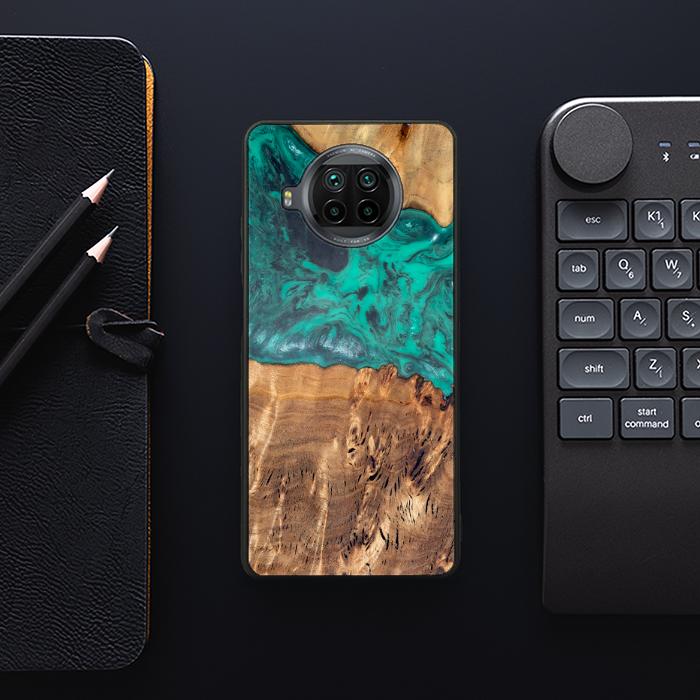 Xiaomi Mi 10T lite Handyhülle aus Harz und Holz - Synergy#D111