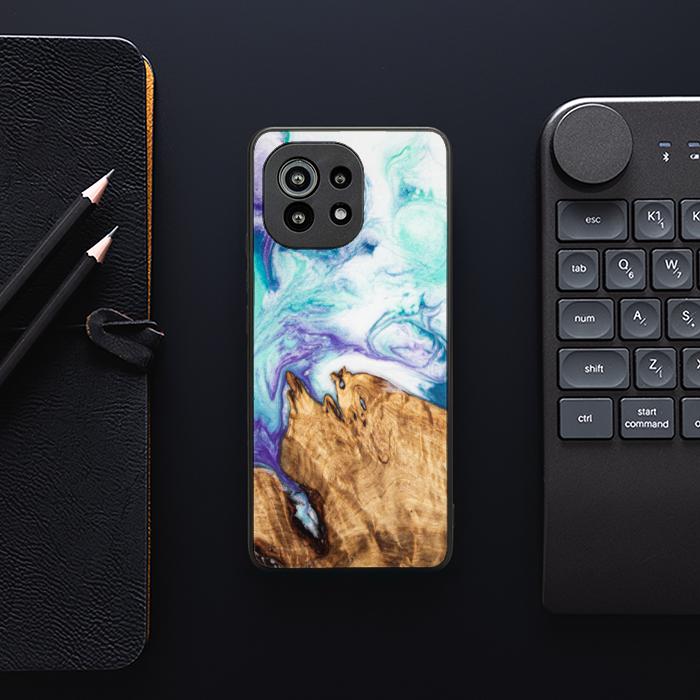 Xiaomi Mi 11 lite / 5G / 5G NE Handyhülle aus Harz und Holz - SYNERGY#C17