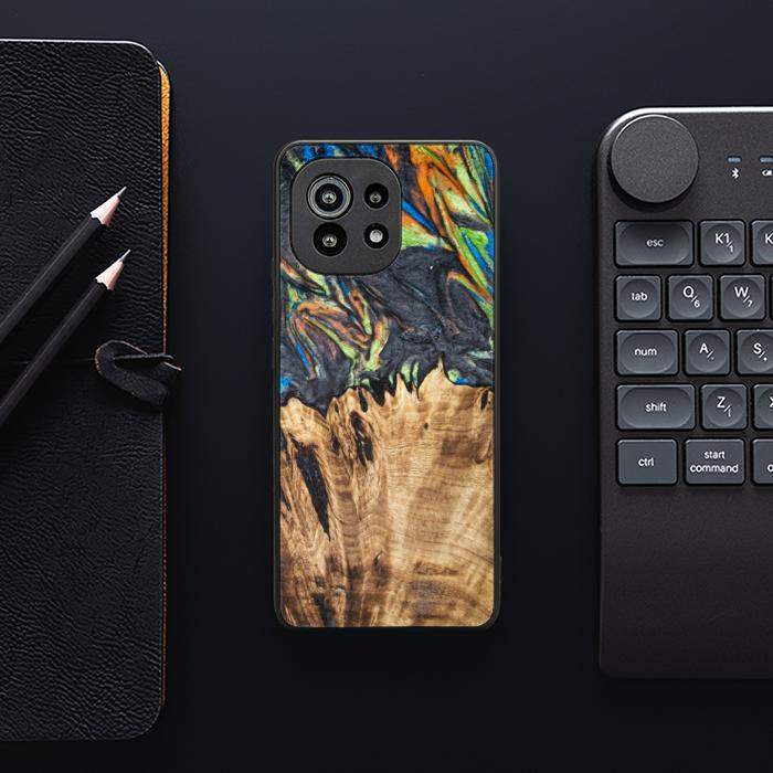 Xiaomi Mi 11 lite / 5G / 5G NE Handyhülle aus Harz und Holz - SYNERGY#C22
