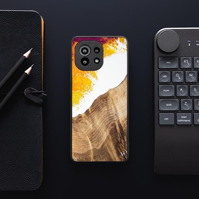 Xiaomi Mi 11 lite / 5G / 5G NE Handyhülle aus Harz und Holz - Synergy#C28