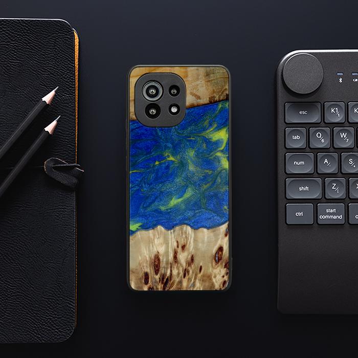 Xiaomi Mi 11 lite / 5G / 5G NE Handyhülle aus Harz und Holz - Synergy#D102