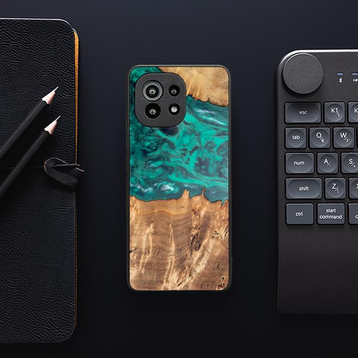 Xiaomi Mi 11 lite / 5G / 5G NE Handyhülle aus Harz und Holz - Synergy#D112