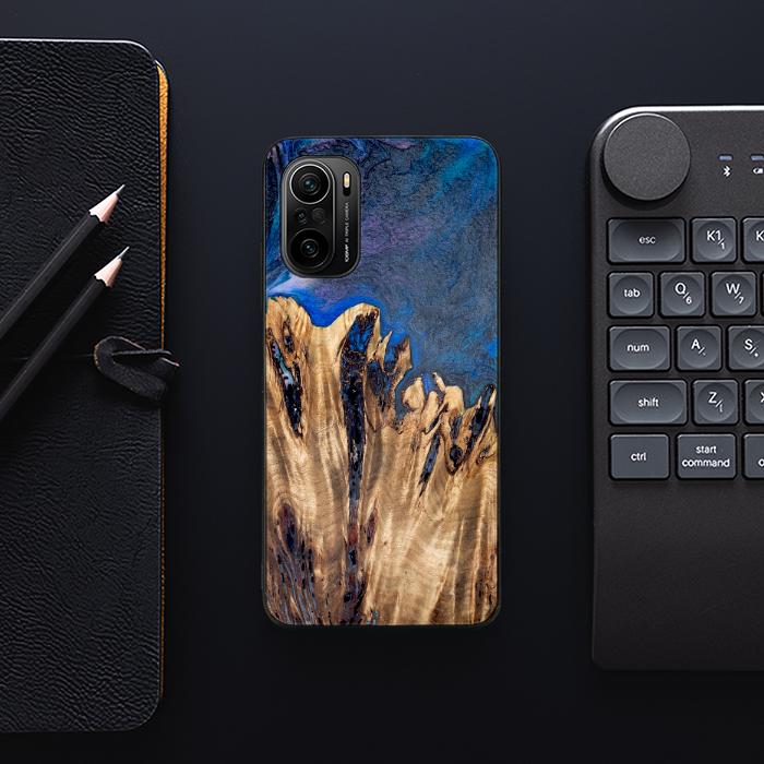 Xiaomi Mi 11i Handyhülle aus Harz und Holz - Synergy#D120