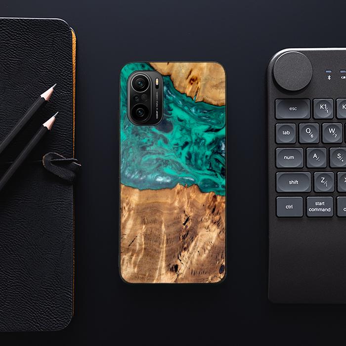 Xiaomi Mi 11i Handyhülle aus Harz und Holz - Synergy#D133