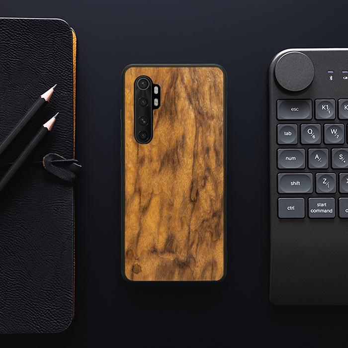 Xiaomi Mi NOTE 10 lite Handyhülle aus Holz - Imbuia