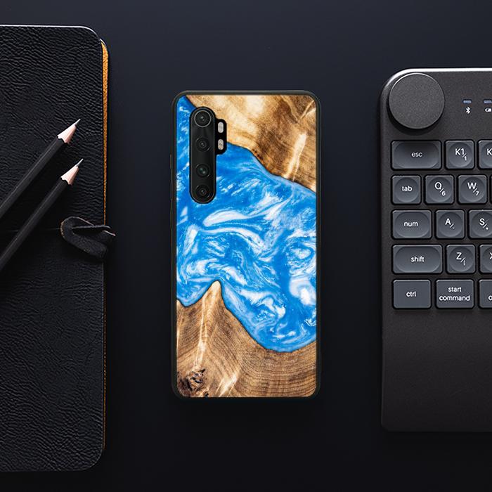 Xiaomi Mi NOTE 10 lite Handyhülle aus Harz und Holz - SYNERGY#325