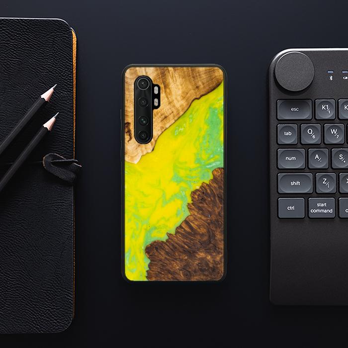 Xiaomi Mi NOTE 10 lite Handyhülle aus Harz und Holz - SYNERGY#A12