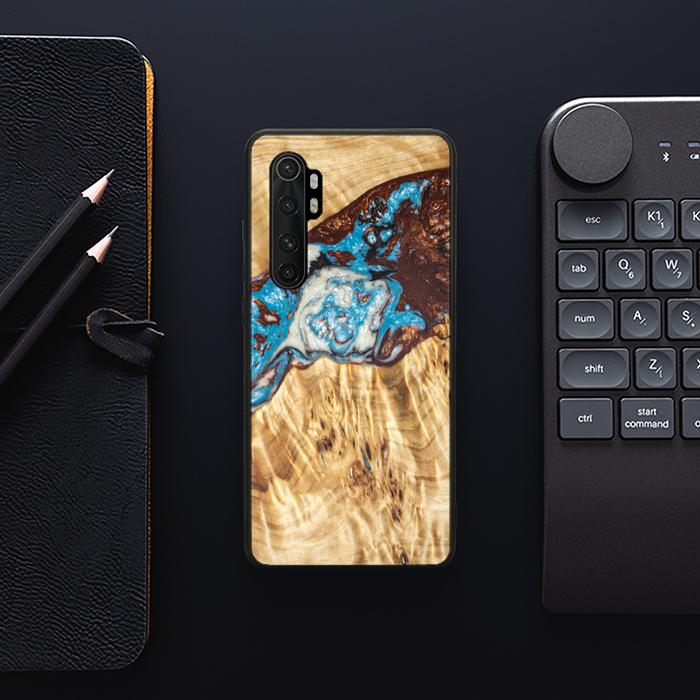 Xiaomi Mi NOTE 10 lite Handyhülle aus Harz und Holz - SYNERGY#B12