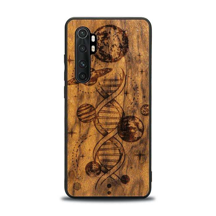 Xiaomi Mi NOTE 10 lite Handyhülle aus Holz - Space DNA (Imbuia)