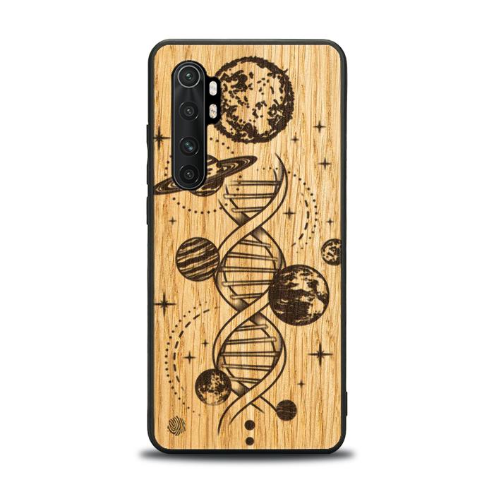 Xiaomi Mi NOTE 10 lite Handyhülle aus Holz - Space DNA (Eiche)
