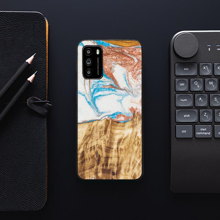Xiaomi POCO M3 Handyhülle aus Harz und Holz - SYNERGY#47