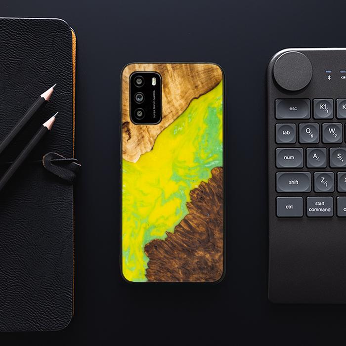 Xiaomi POCO M3 Handyhülle aus Harz und Holz - SYNERGY#A12