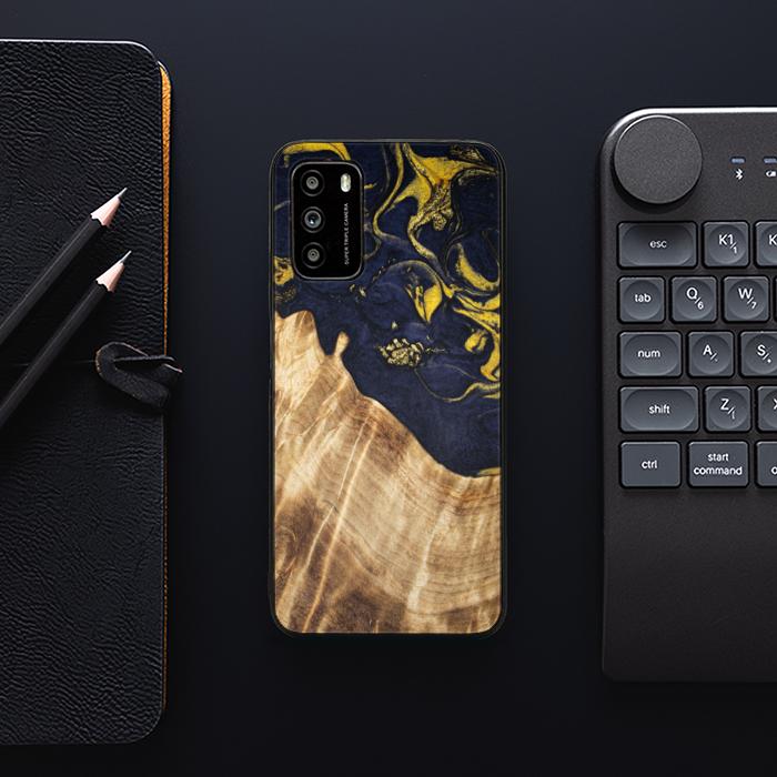 Xiaomi POCO M3 Handyhülle aus Harz und Holz - SYNERGY#C26