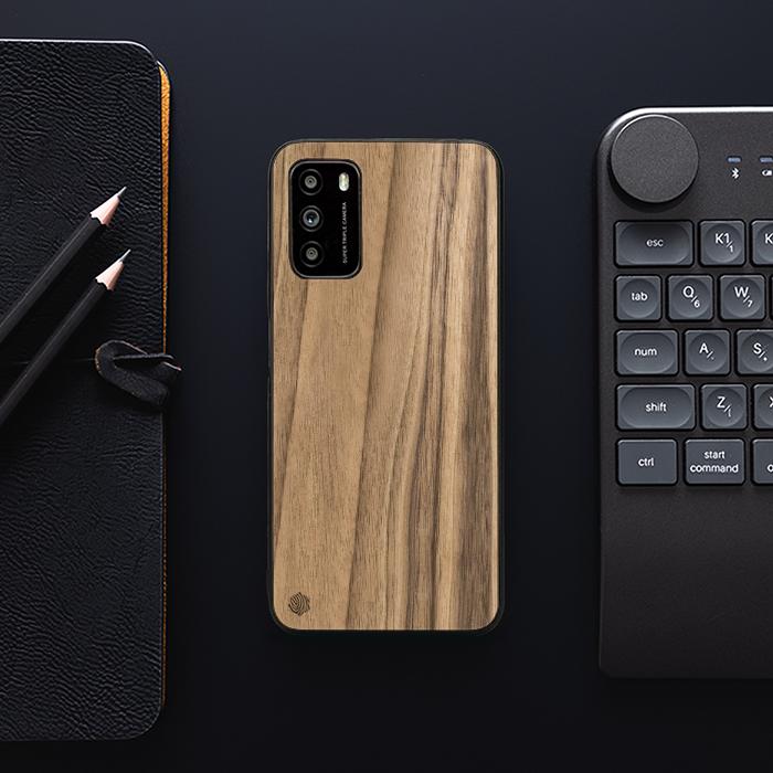 Xiaomi POCO M3 Handyhülle aus Holz - Nussbaum