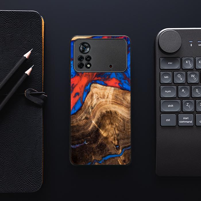 Xiaomi POCO X4 Pro 5G Handyhülle aus Harz und Holz - SYNERGY#A82