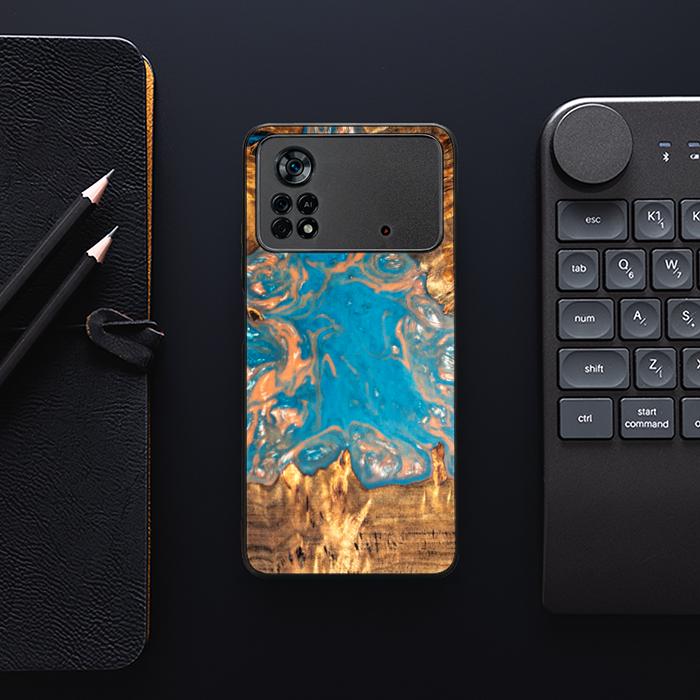 Xiaomi POCO X4 Pro 5G Handyhülle aus Harz und Holz - SYNERGY#B22