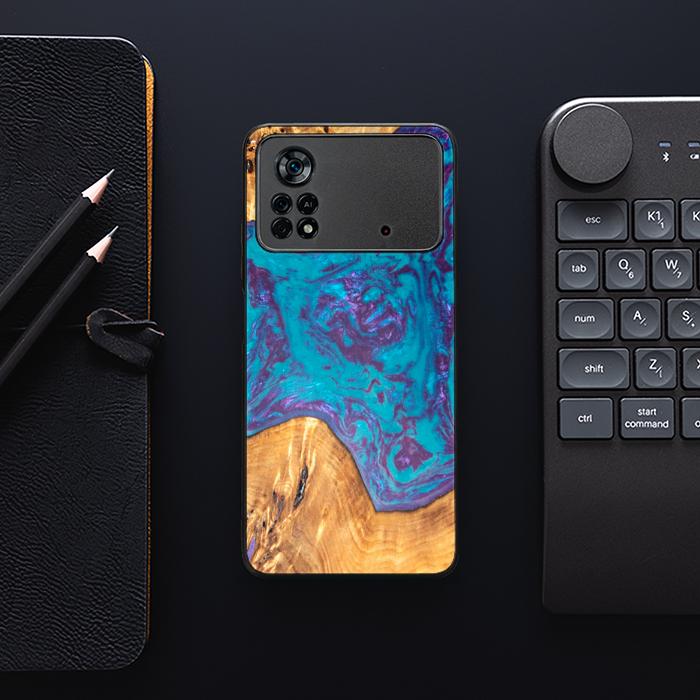 Xiaomi POCO X4 Pro 5G Handyhülle aus Harz und Holz - SYNERGY#B25