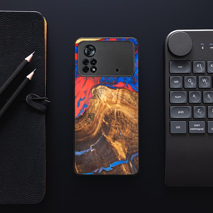 Xiaomi POCO X4 Pro 5G Handyhülle aus Harz und Holz - SYNERGY#B31