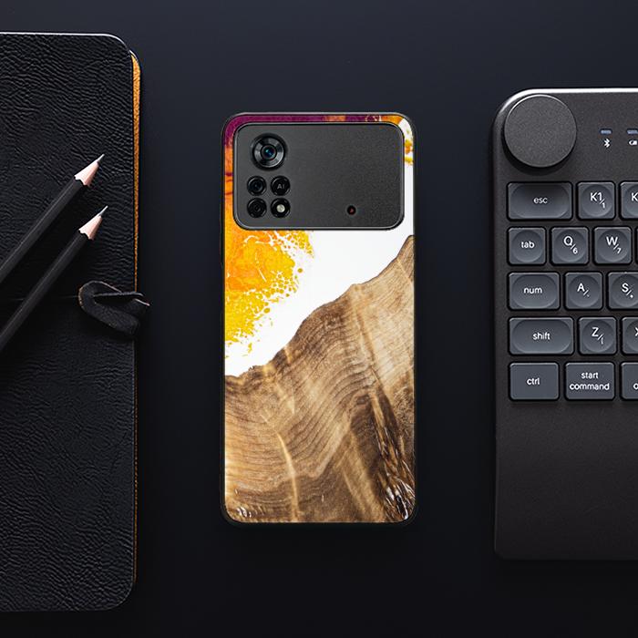Xiaomi POCO X4 Pro 5G Handyhülle aus Harz und Holz - Synergy#C28