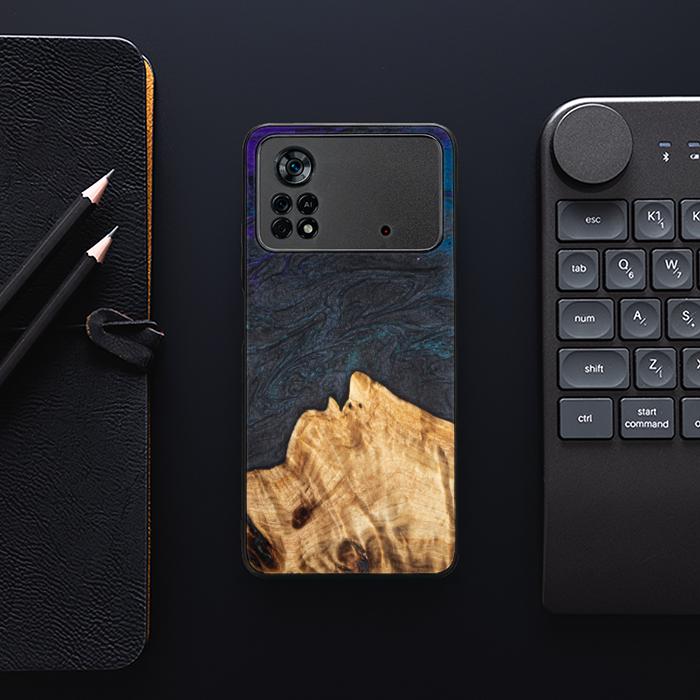 Xiaomi POCO X4 Pro 5G Handyhülle aus Harz und Holz - Synergy#C5