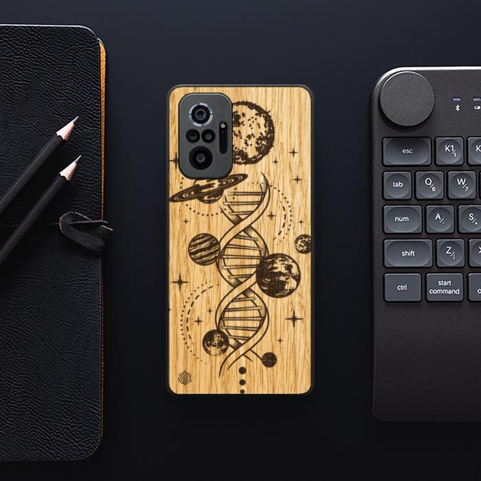 Xiaomi REDMI NOTE 10 Pro Handyhülle aus Holz - Space DNA (Eiche)