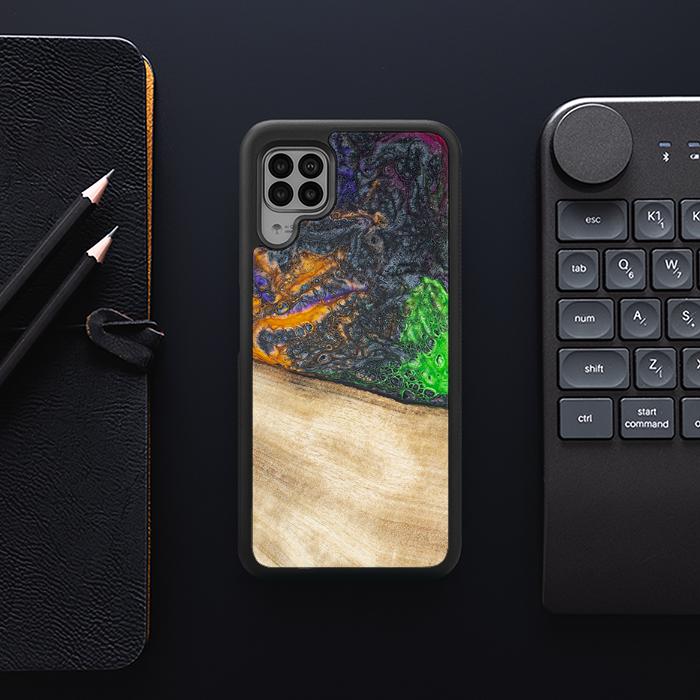 Huawei P40 lite Handyhülle aus Harz und Holz - Synergy#F15