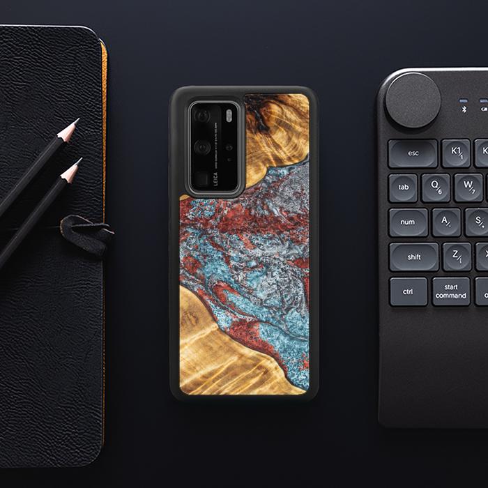 Huawei P40 Pro Handyhülle aus Harz und Holz - Synergy#E7