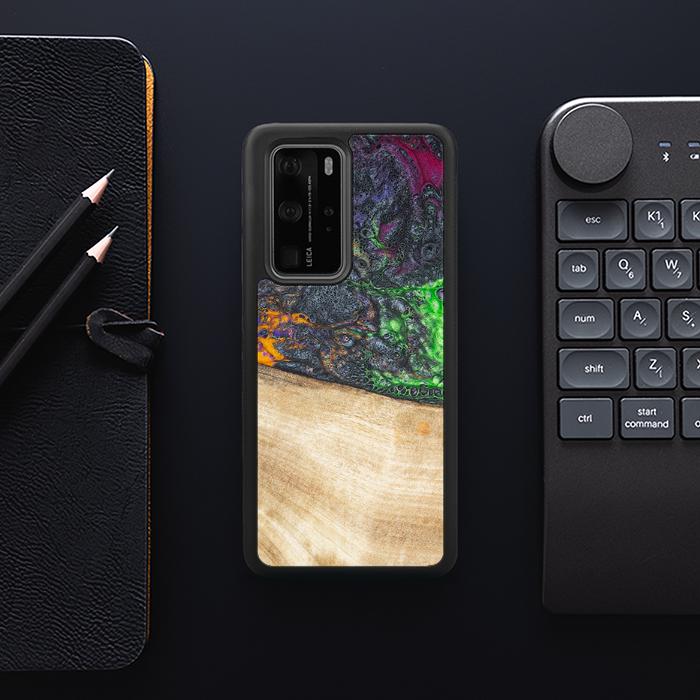 Huawei P40 Pro Handyhülle aus Harz und Holz - Synergy#F10