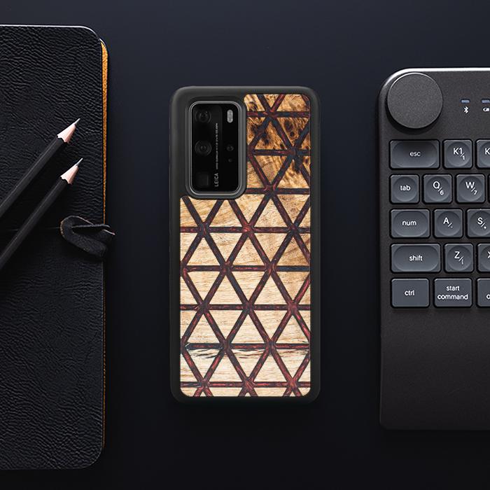 Huawei P40 Pro Handyhülle aus Harz und Holz - Synergy#F22