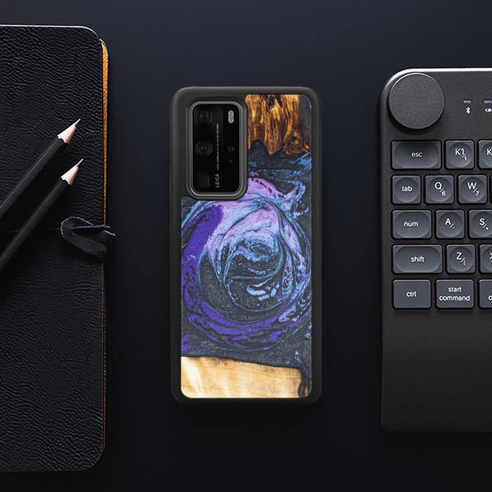 Huawei P40 Pro Handyhülle aus Harz und Holz - Synergy#F34