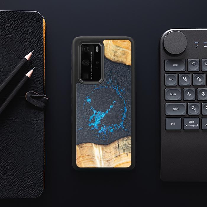 Huawei P40 Pro Handyhülle aus Harz und Holz - Synergy#F35