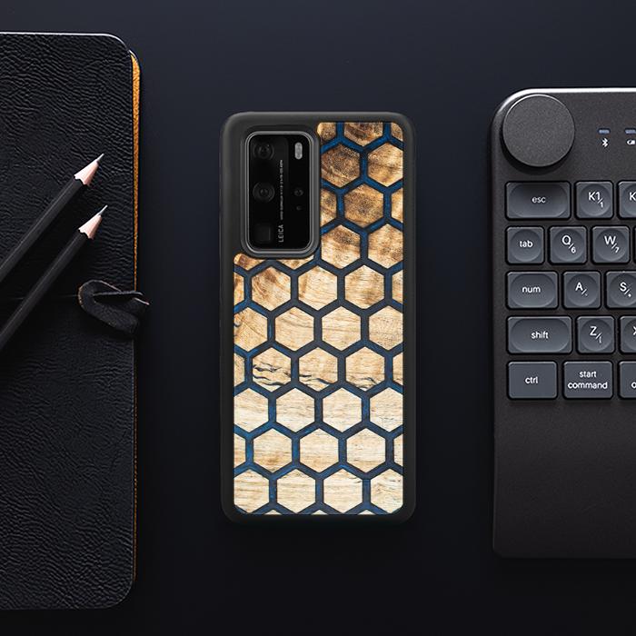 Huawei P40 Pro Handyhülle aus Harz und Holz - Synergy#F36