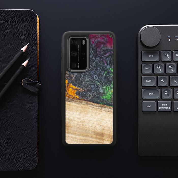 Huawei P40 Pro Handyhülle aus Harz und Holz - Synergy#F8
