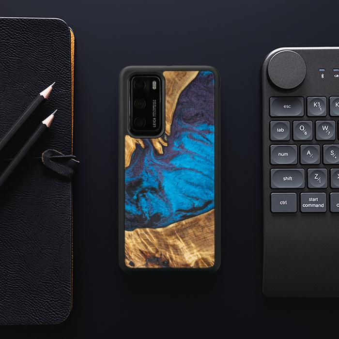 Huawei P40 Handyhülle aus Harz und Holz - Synergy#E21