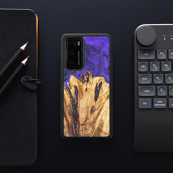 Huawei P40 Handyhülle aus Harz und Holz - Synergy#E22