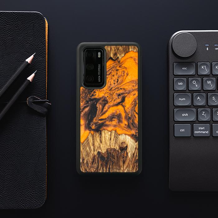 Huawei P40 Resin & Wood Phone Case - Synergy#E24