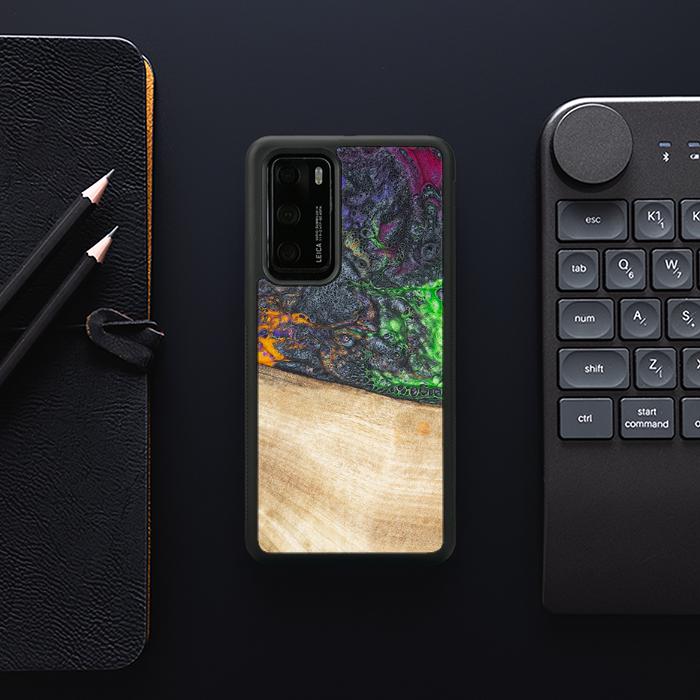 Huawei P40 Handyhülle aus Harz und Holz - Synergy#F10